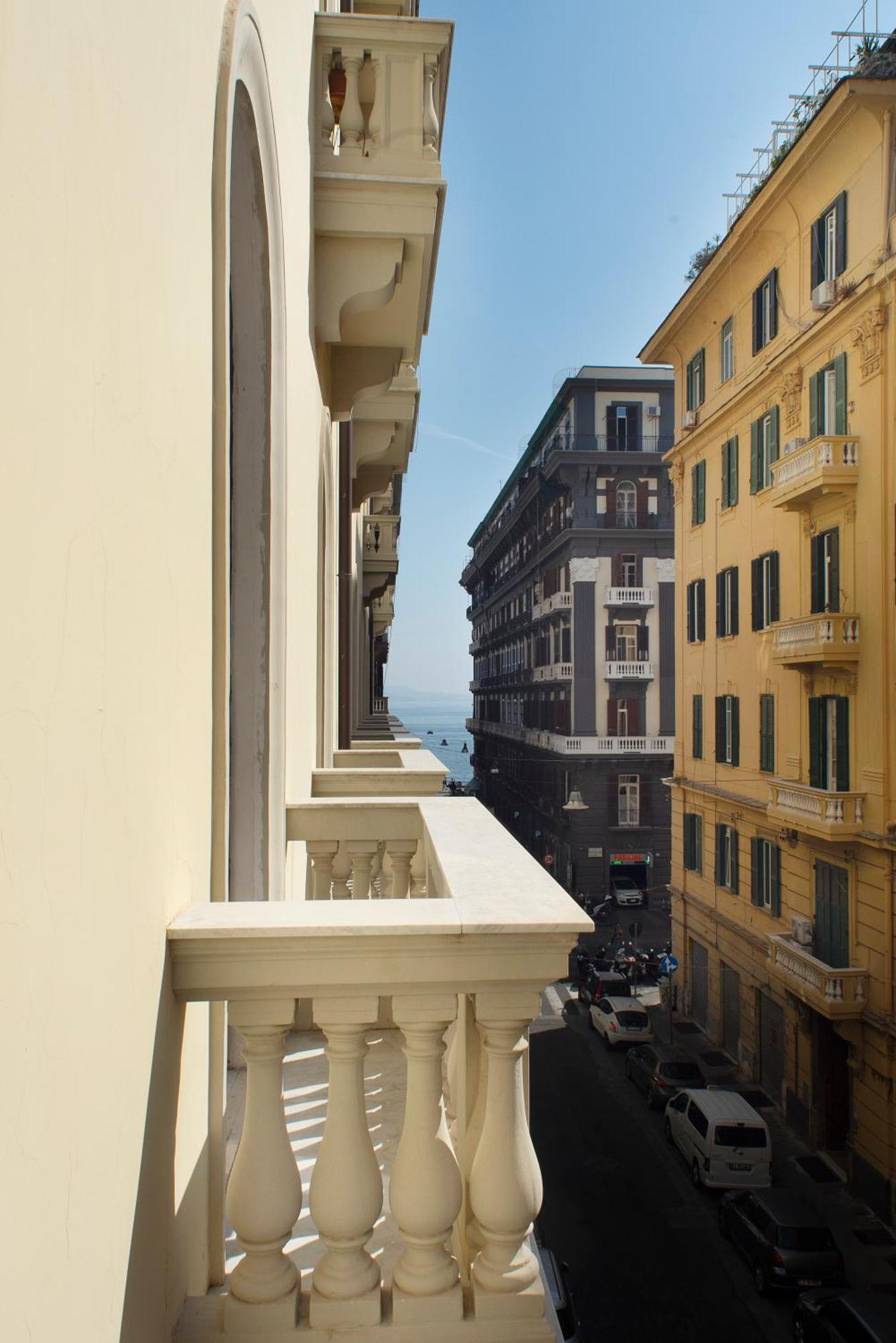 Santa Lucia Maison De Charme Napoli Esterno foto